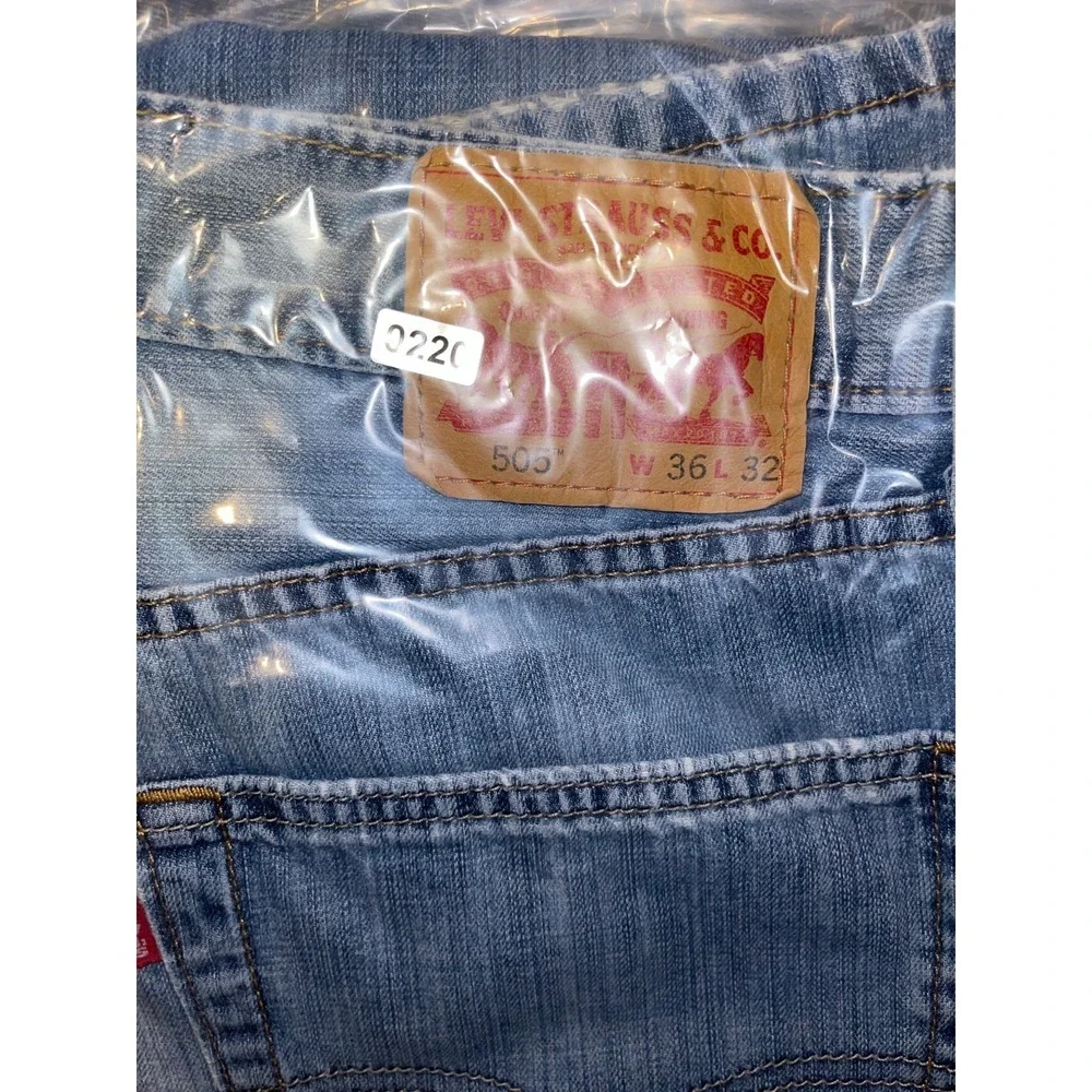 Levi's 505 Jeans Men 36x32 Regular Fit Straight Leg Medium Wash Casual Denim